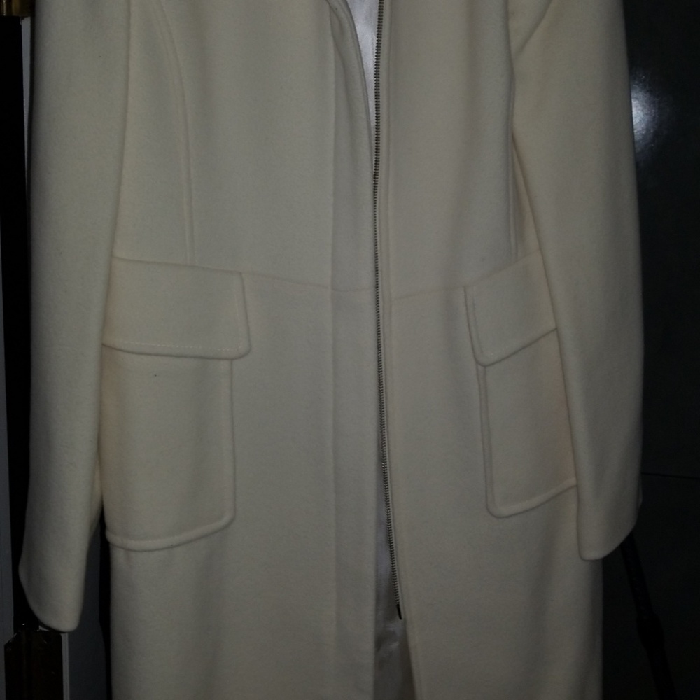 Bebe Coat - image 4